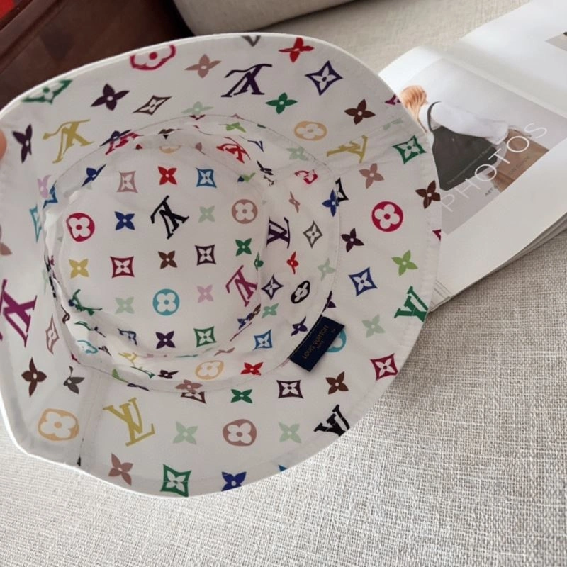 UrbanChic Louis Vuitton Caps 258262