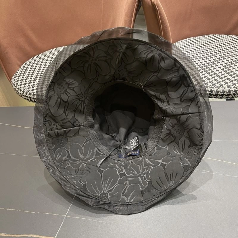 Louis Vuitton Caps Soft 258267