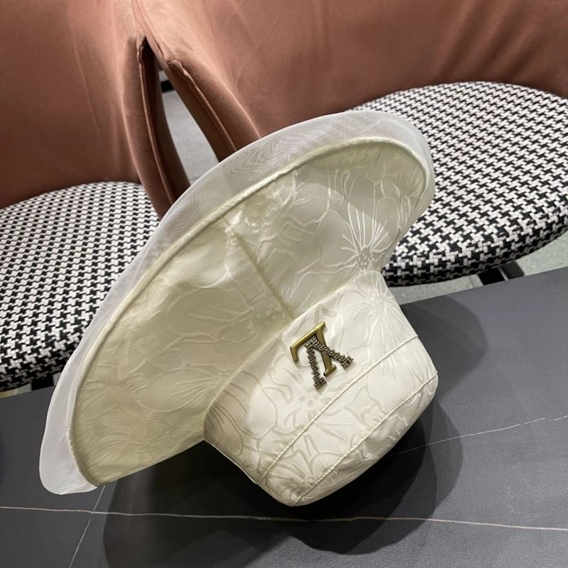 Louis Vuitton Caps Youthful 258268