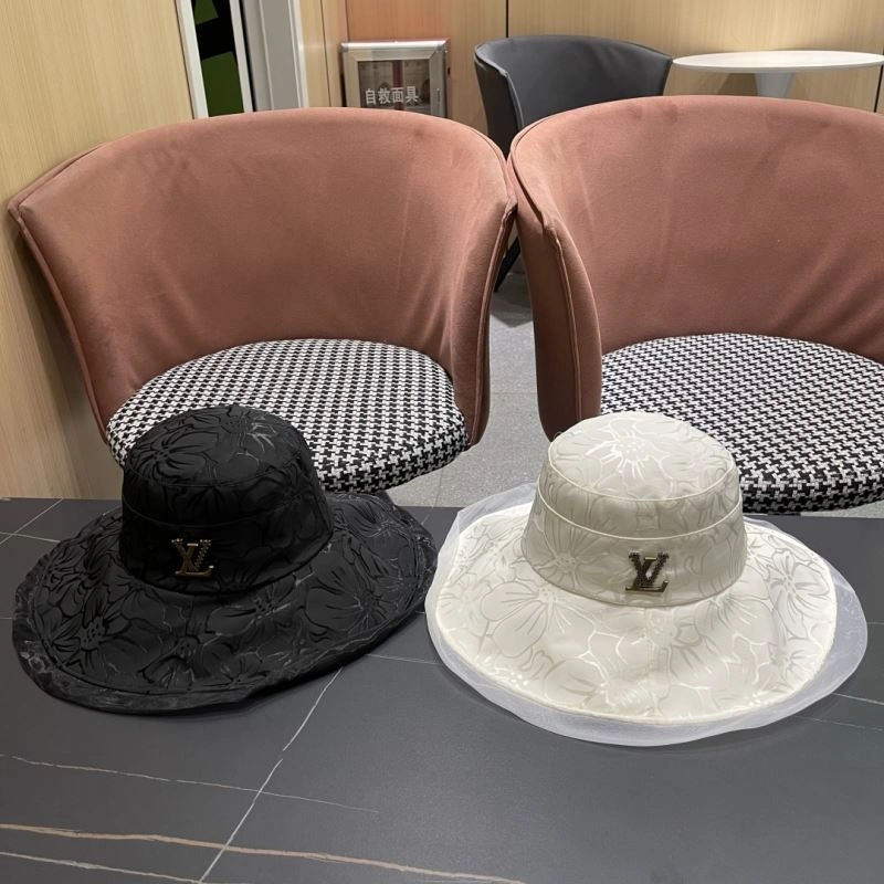 Louis Vuitton Caps Youthful 258268