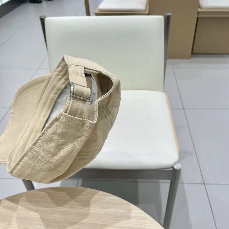 Louis Vuitton Caps Timeless 258252