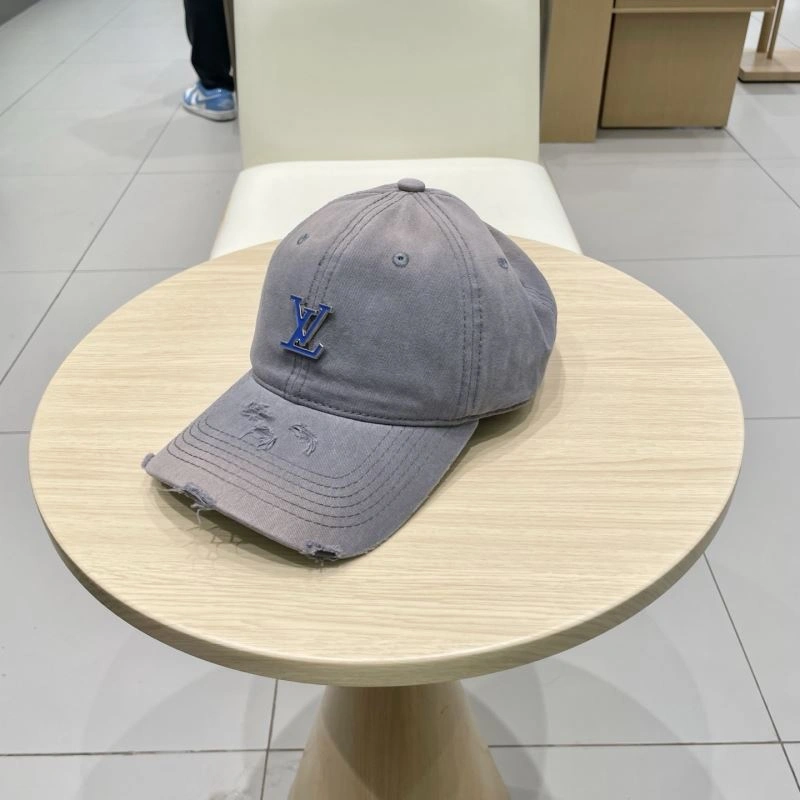 Fashionable Louis Vuitton Caps 258245