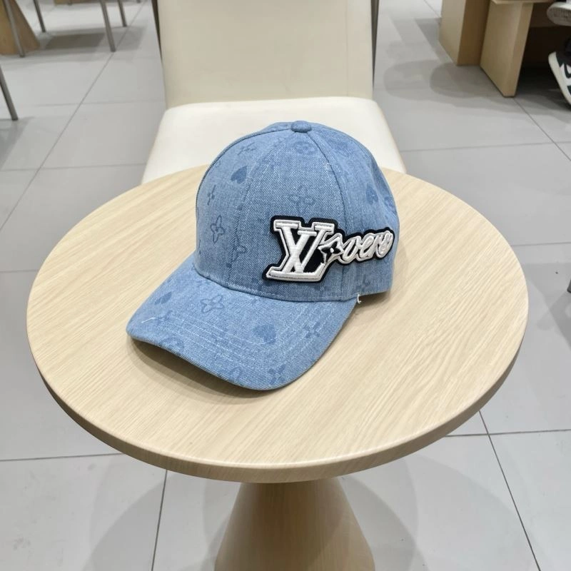 Louis Vuitton Caps Bright 258240