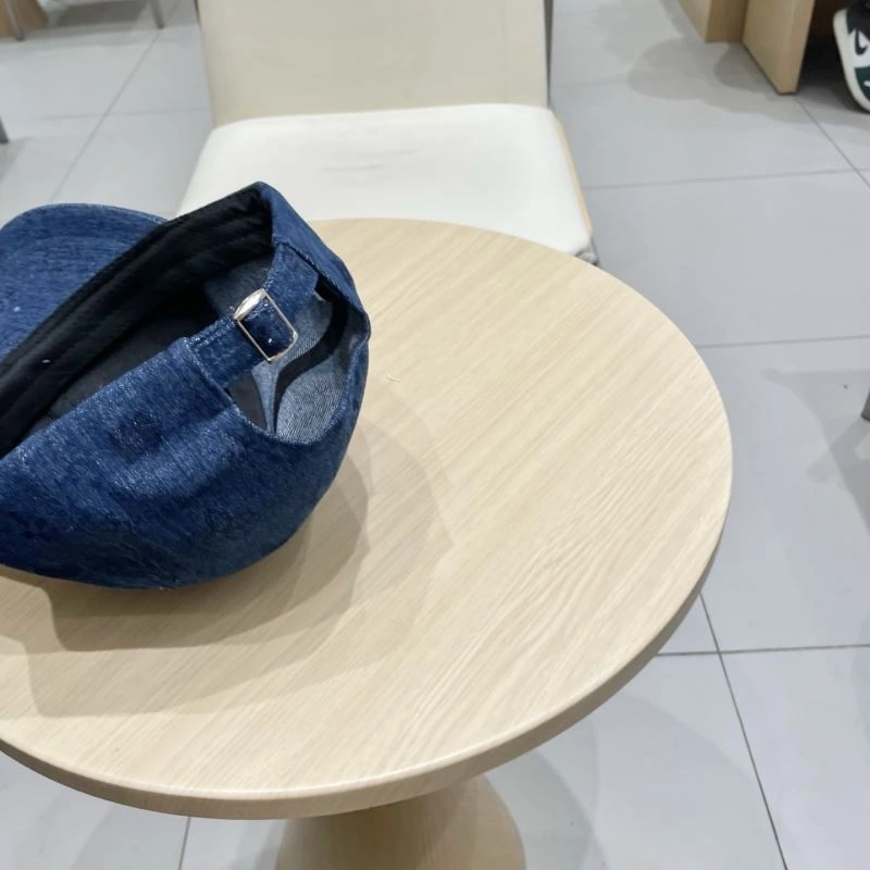 Louis Vuitton Caps Durable 258241