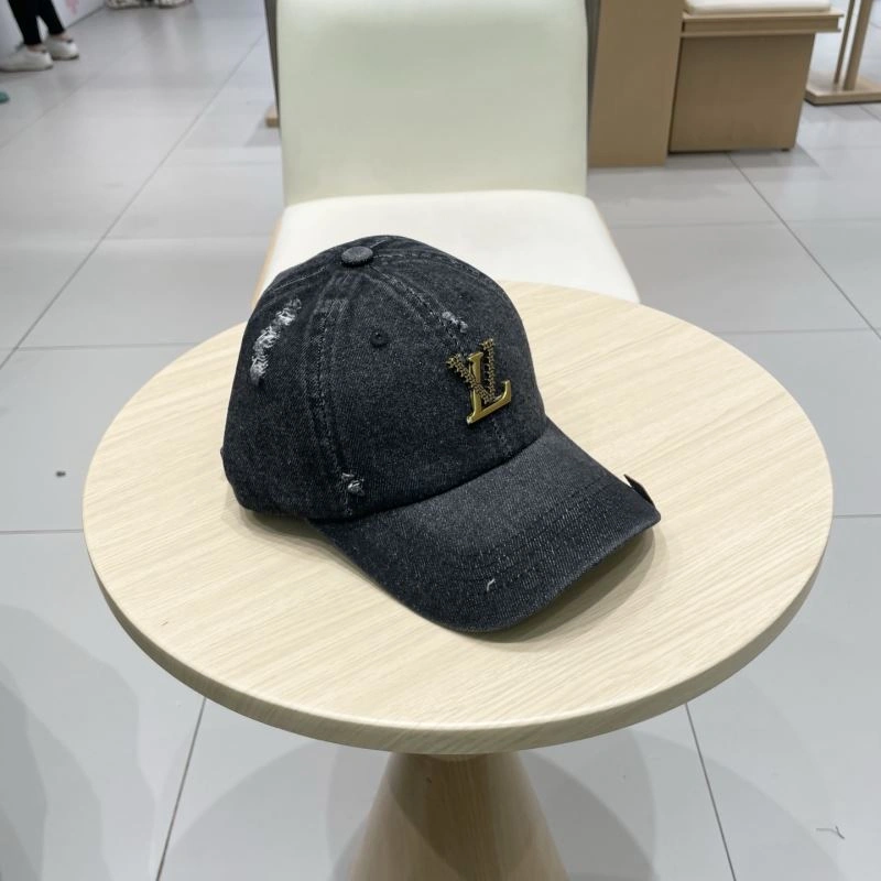 Louis Vuitton Caps EyeCatching 258236