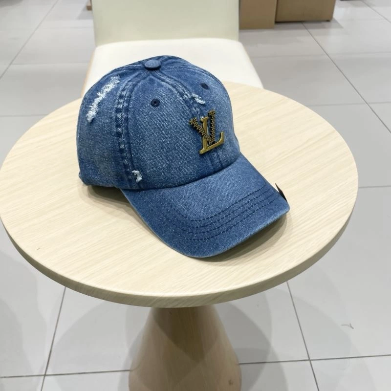 Stylish Louis Vuitton Caps 258235