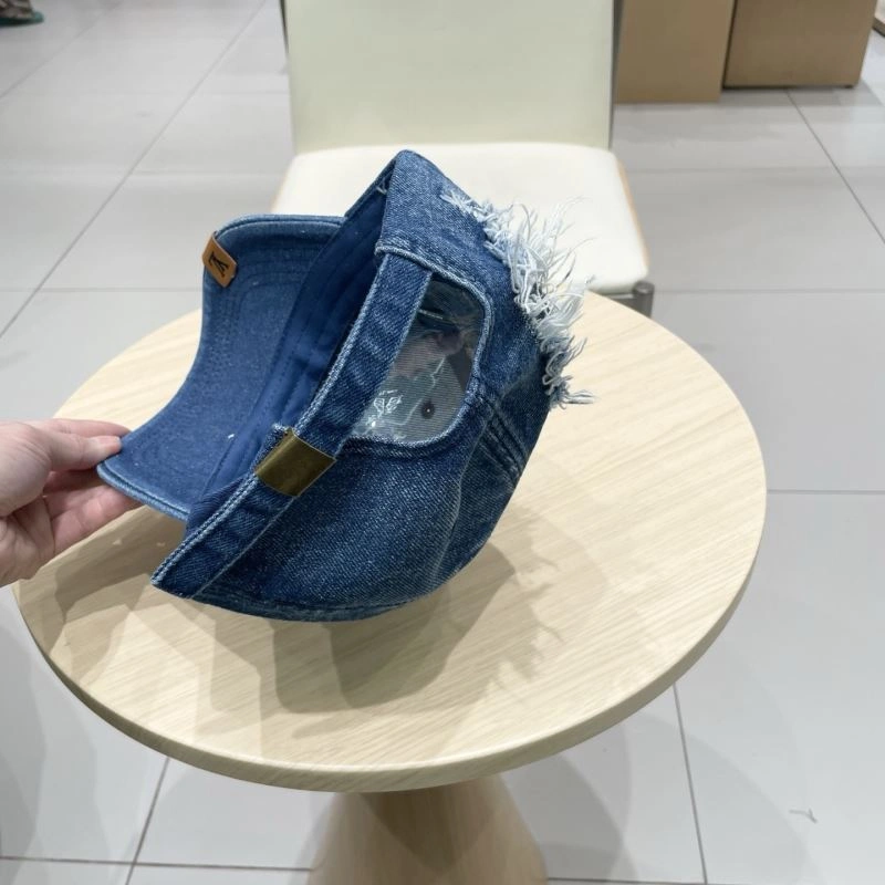 Stylish Louis Vuitton Caps 258235