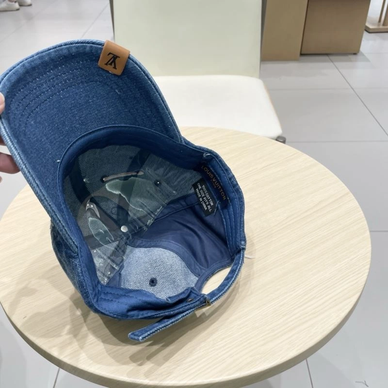 Stylish Louis Vuitton Caps 258235