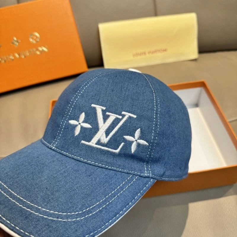 Louis Vuitton Caps Supportive 258230
