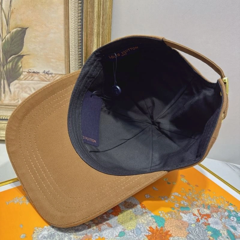 Flexible Louis Vuitton Caps 258214
