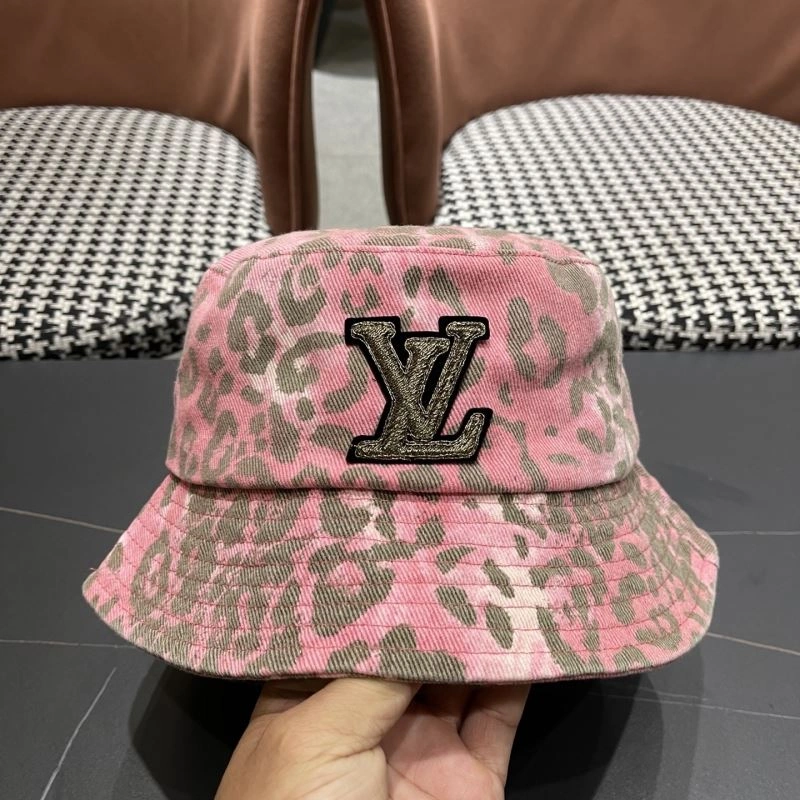 Louis Vuitton Caps FashionForward 258220