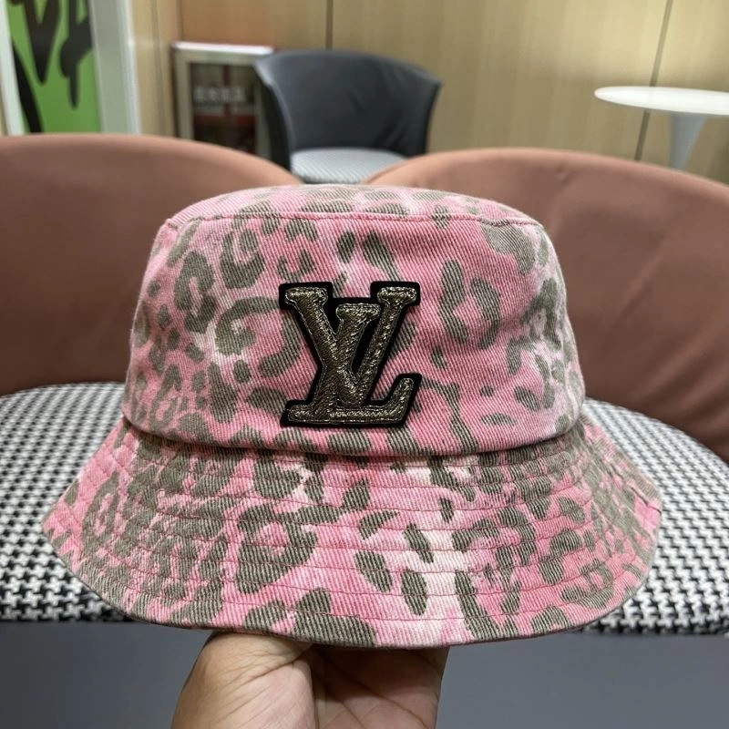 Louis Vuitton Caps FashionForward 258220