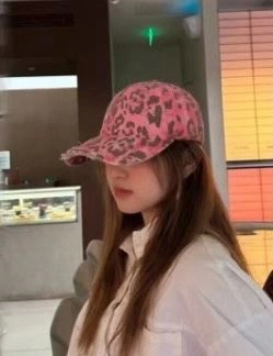 FreshLook Louis Vuitton Caps 258229