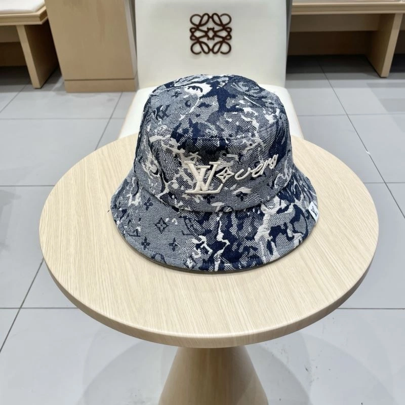 WaterResistant Louis Vuitton Caps 258200