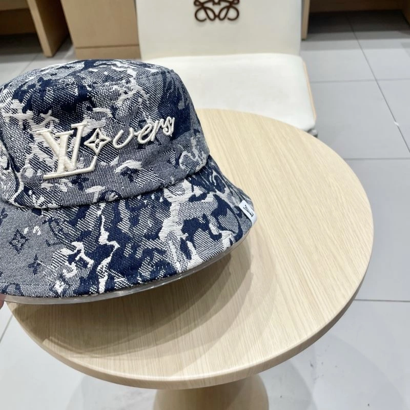 WaterResistant Louis Vuitton Caps 258200