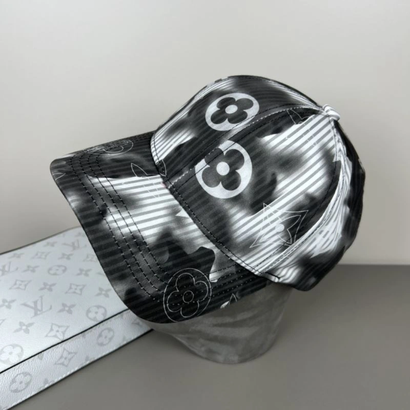 Louis Vuitton Caps Supportive 258215