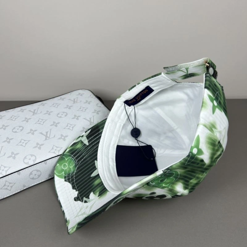 Louis Vuitton Caps Supportive 258215