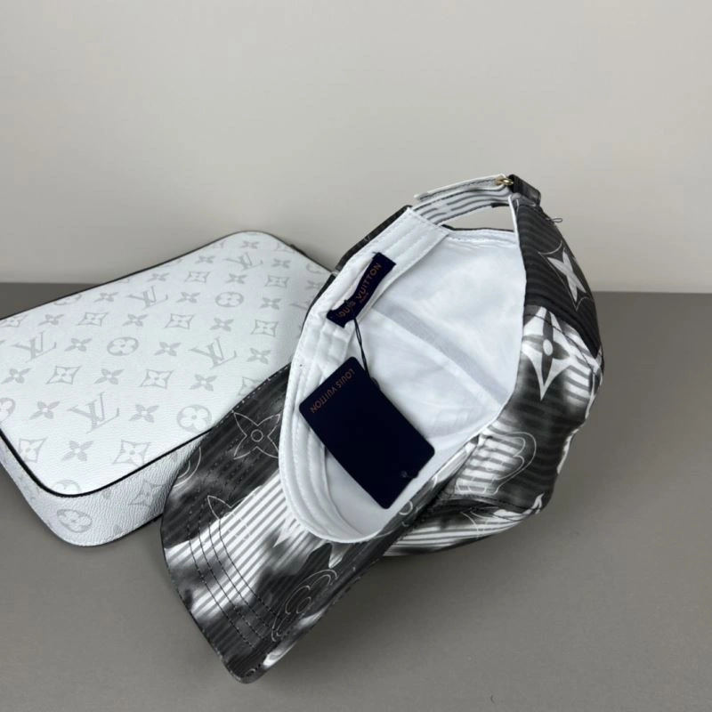 Louis Vuitton Caps Supportive 258215