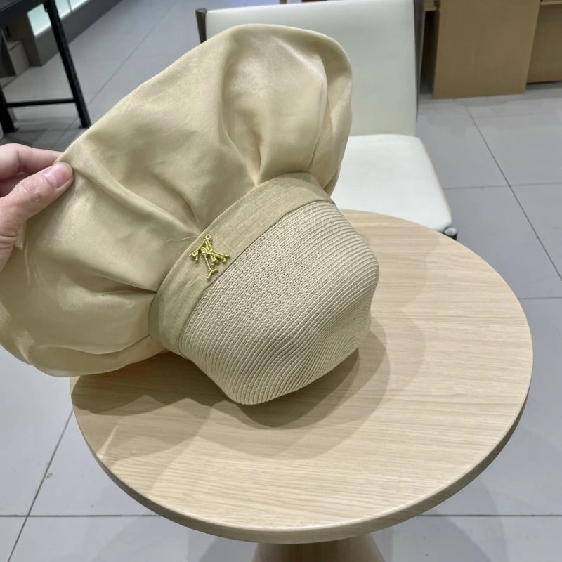 Seasonal Louis Vuitton Caps 258211