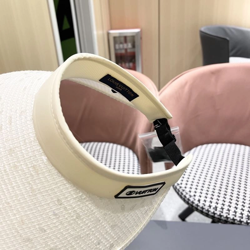 Cozy Louis Vuitton Caps 258195