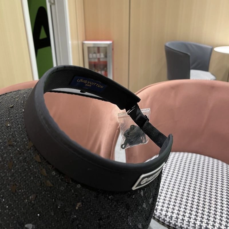 Timeless Louis Vuitton Caps 258193