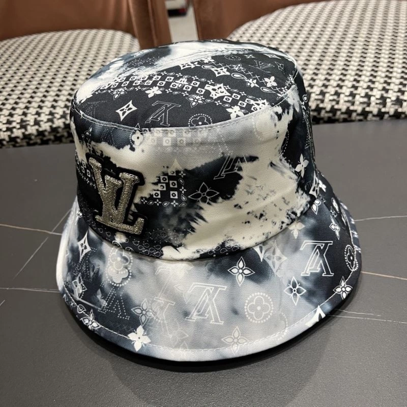 EyeCatching Louis Vuitton Caps 258190