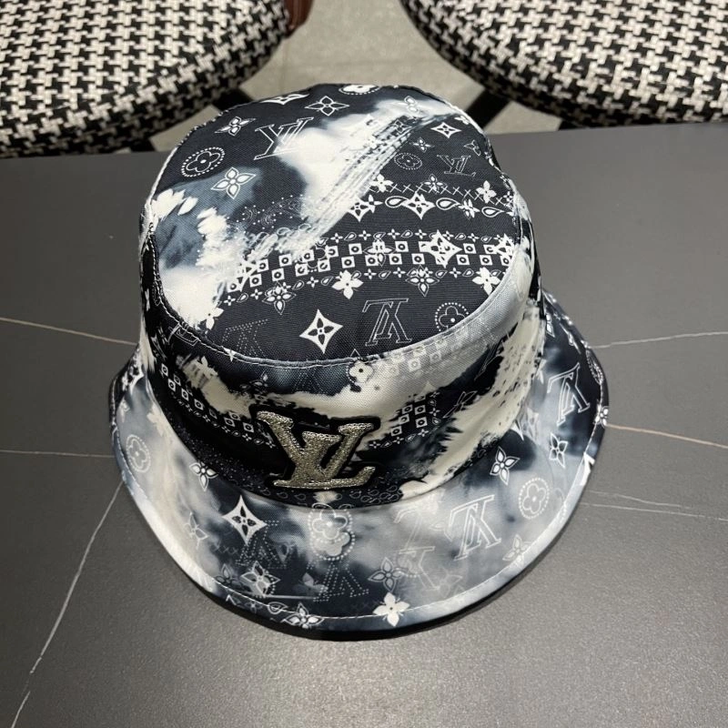 EyeCatching Louis Vuitton Caps 258190
