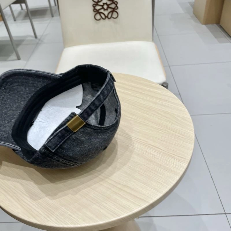 Durable Louis Vuitton Caps 258159