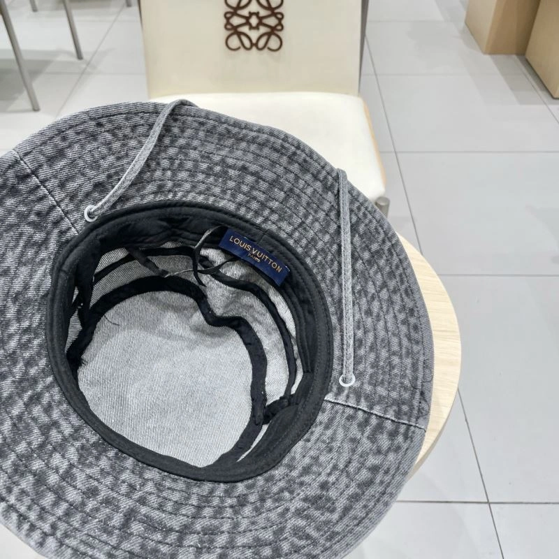 Louis Vuitton Caps Youthful 258166