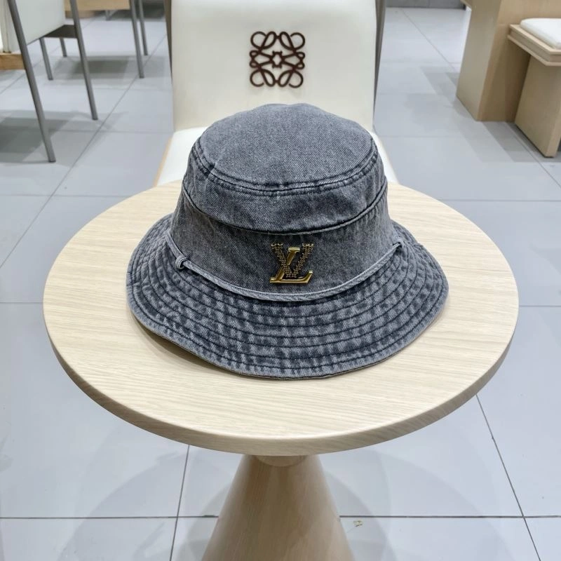 Louis Vuitton Caps Youthful 258166