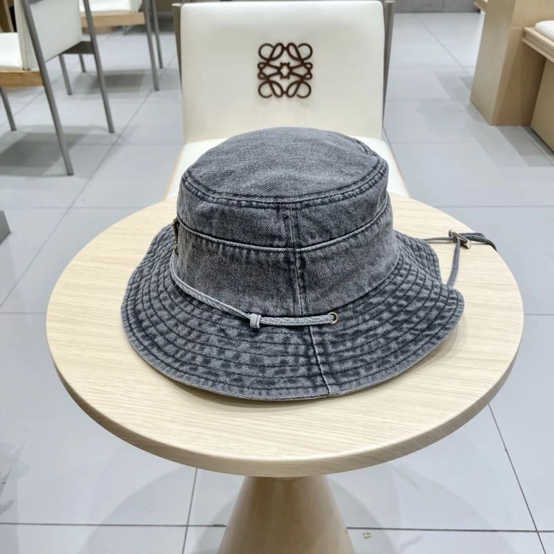 Louis Vuitton Caps Youthful 258166
