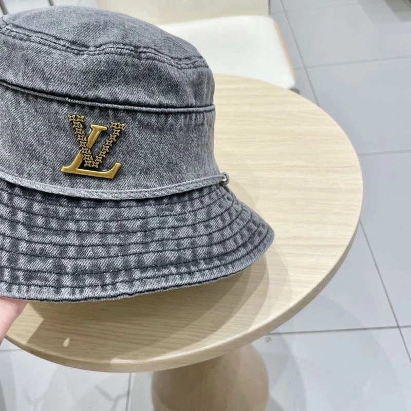 Louis Vuitton Caps Youthful 258166