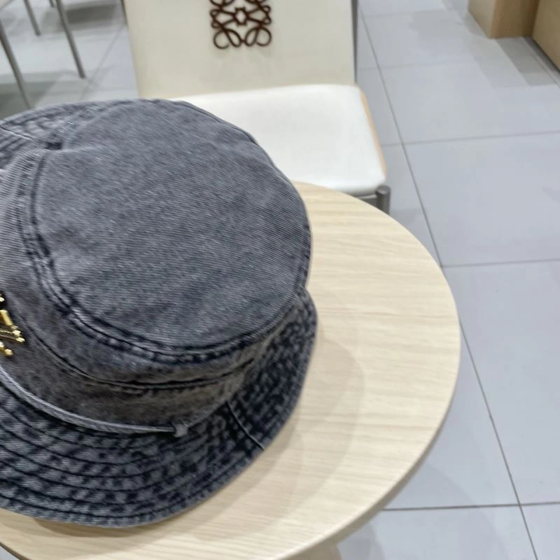 Louis Vuitton Caps Youthful 258166