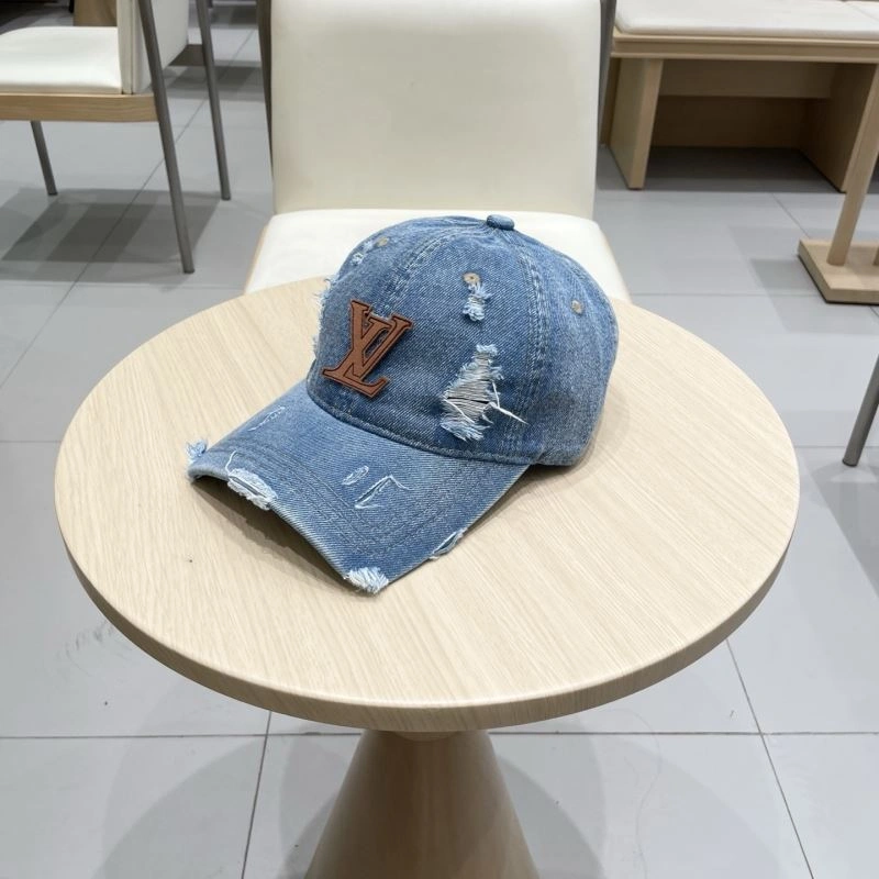 Louis Vuitton Caps EyeCatching 258168