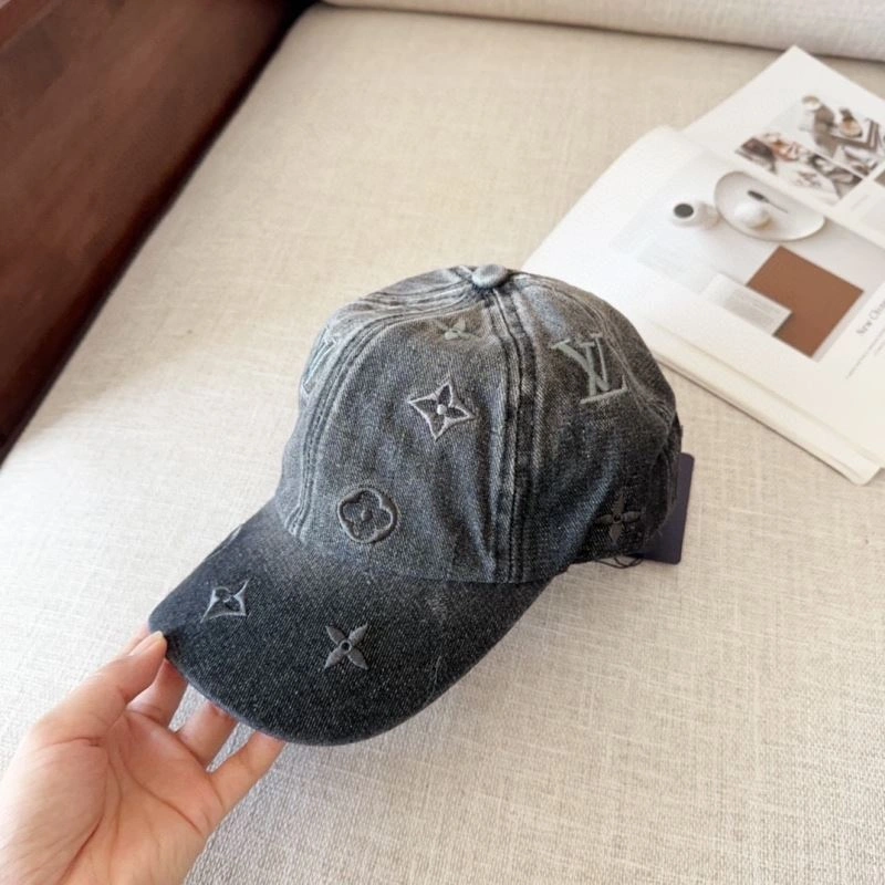 GoodFit Louis Vuitton Caps 258180