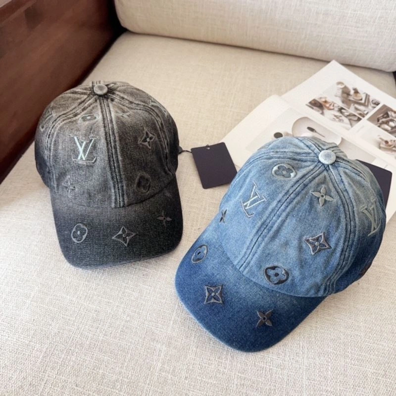 Colorful Louis Vuitton Caps 258177