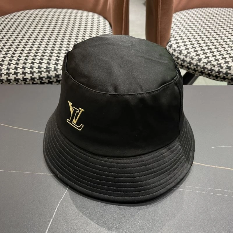 Louis Vuitton Caps Practical 258183