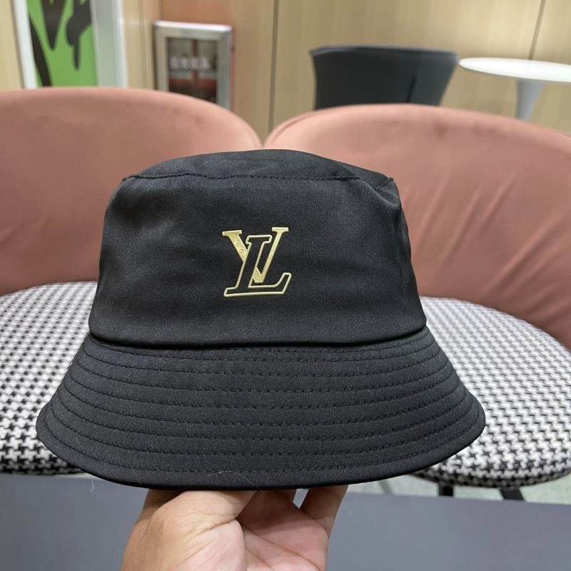 Louis Vuitton Caps Practical 258183
