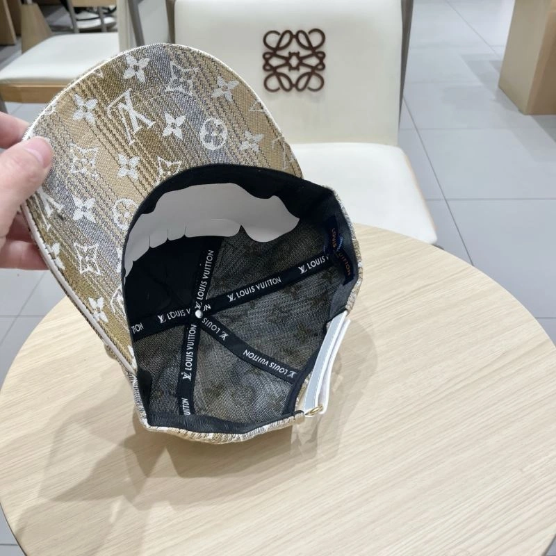 WrinkleFree Louis Vuitton Caps 258181