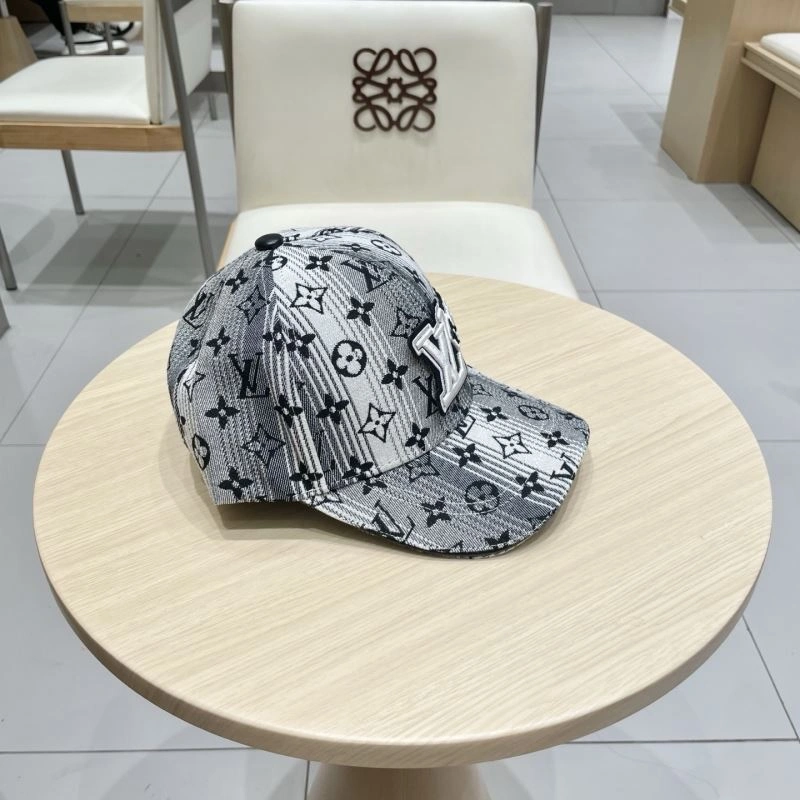 Sustainable Louis Vuitton Caps 258175