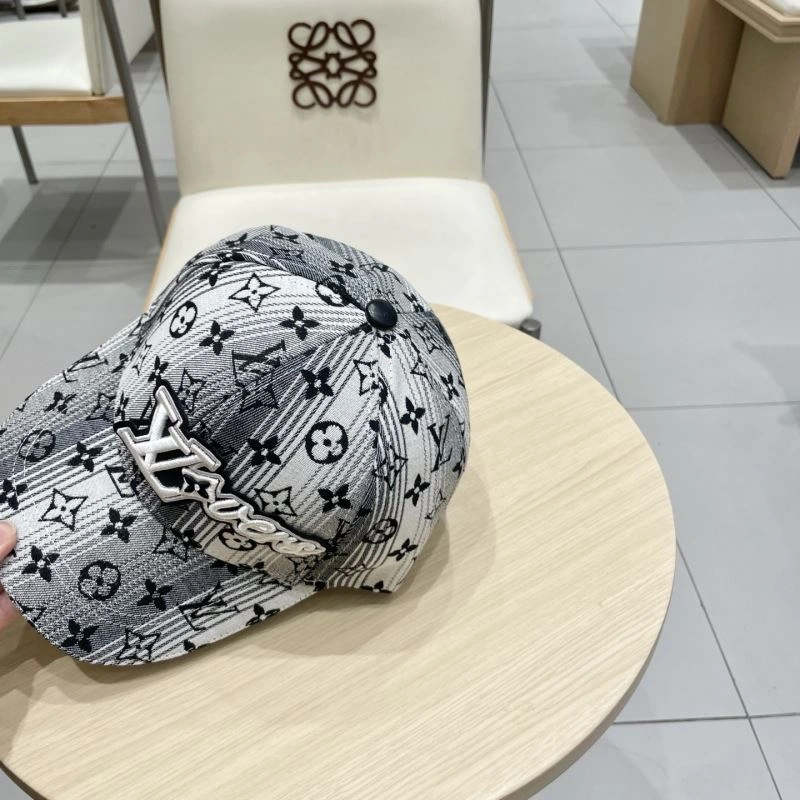 Sustainable Louis Vuitton Caps 258175