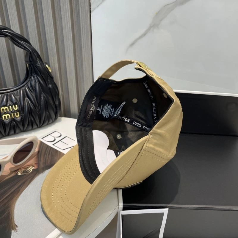 Louis Vuitton Caps Casual 258156