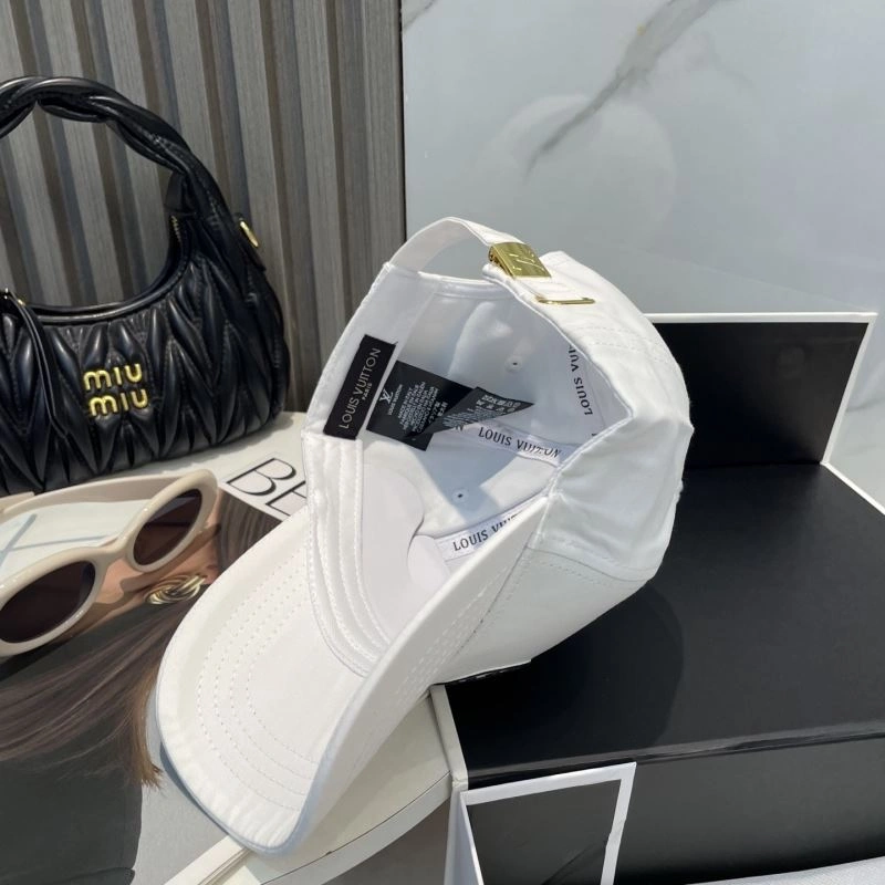 Premium Louis Vuitton Caps 258155