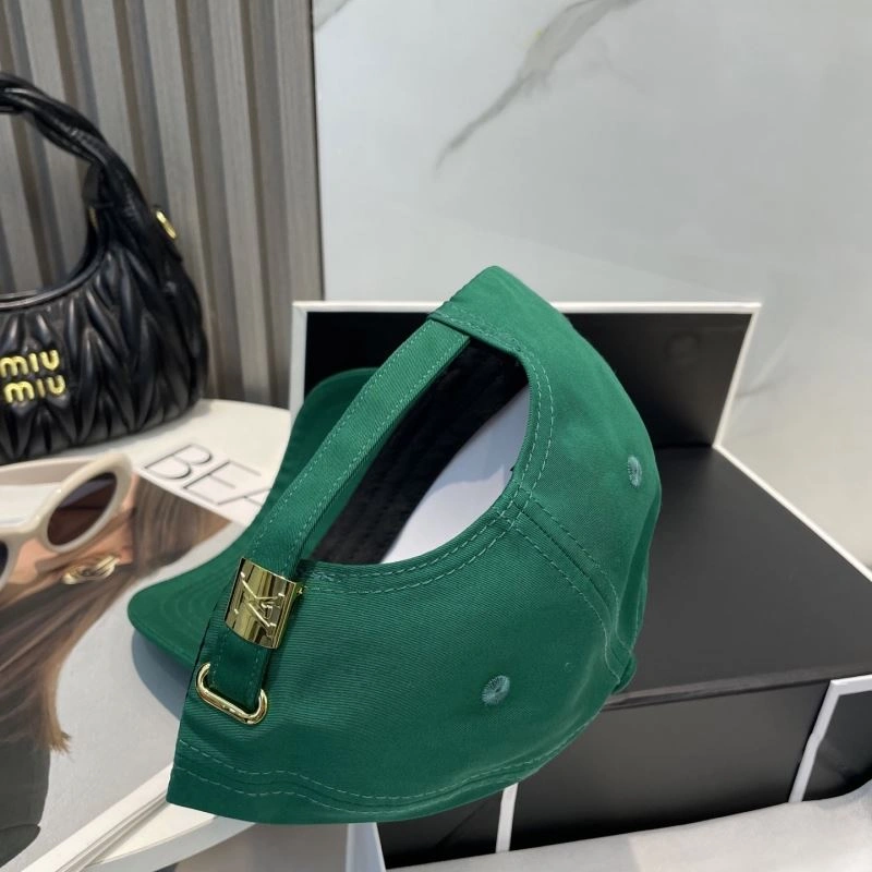 Louis Vuitton Caps Refined 258154