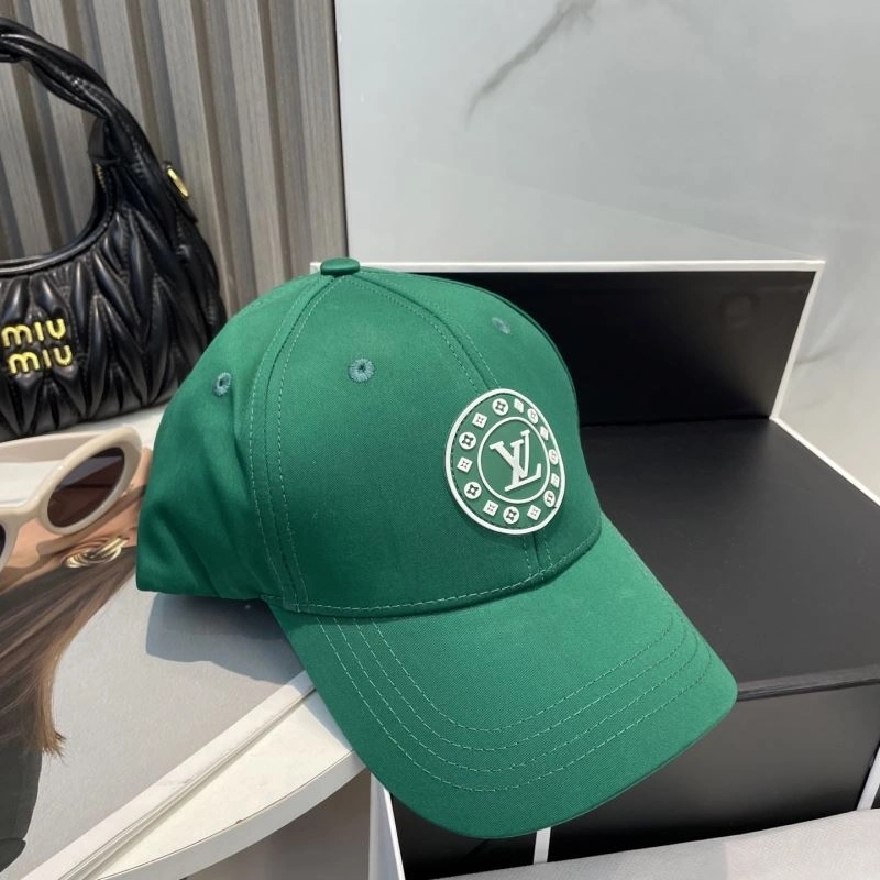 Louis Vuitton Caps Refined 258154