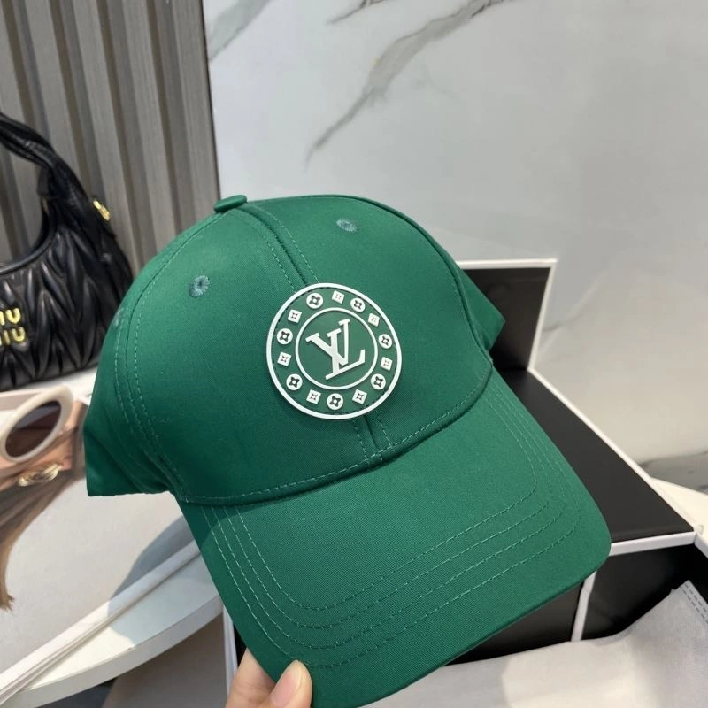 Louis Vuitton Caps Refined 258154