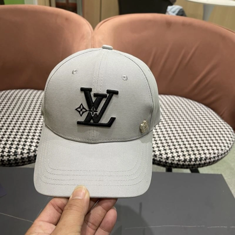 Louis Vuitton Caps Vibrant 258145