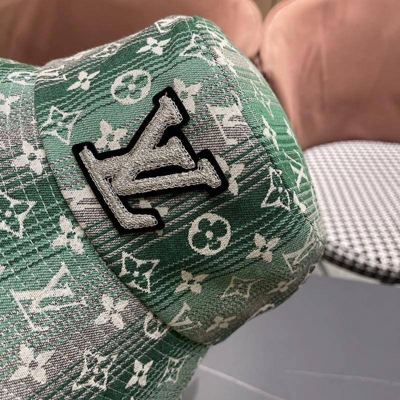 Elegant Louis Vuitton Caps 258130