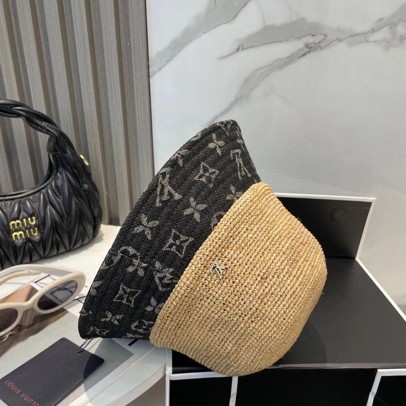 Versatile Louis Vuitton Caps 258122