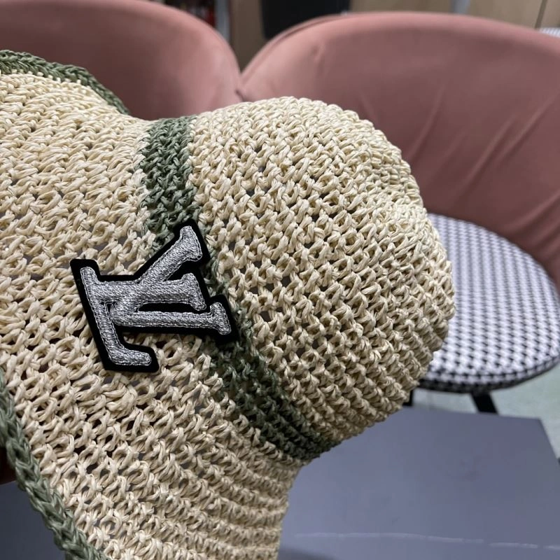 NewStyle Louis Vuitton Caps 258116